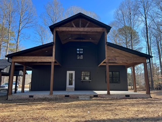 Seamless gutters on a modern farmhouse